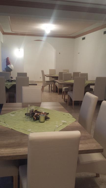 Pension Finkenschenke Groeditz ภายนอก รูปภาพ